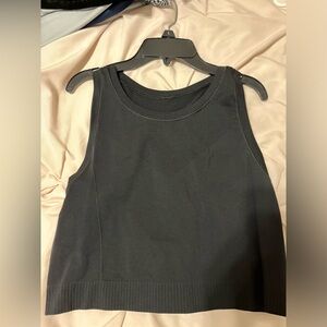 size youth xl but fits like adult small